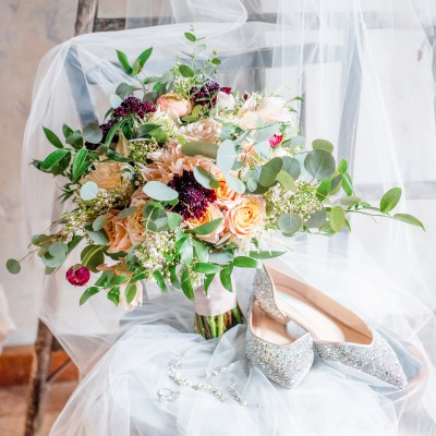 Why I photograph the bridal details